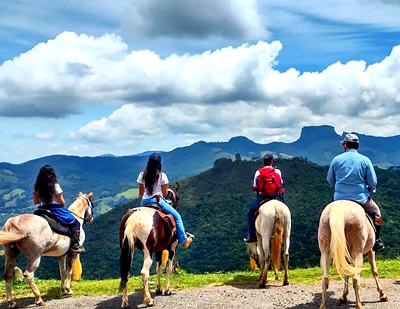 Aventoriba - Hotel Toriba em Campos do Jordão