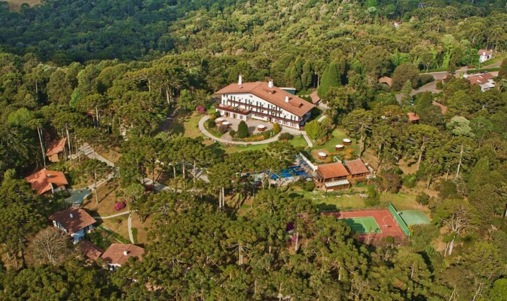 Vista Aérea - Hotel Toriba em Campos do Jordão