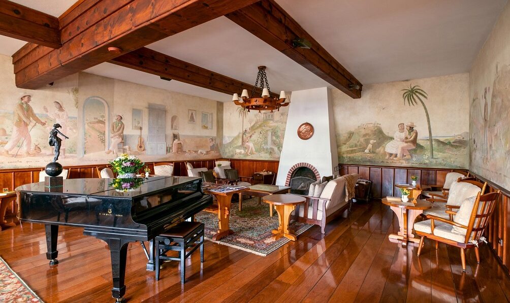 Sala da Lareira - Hotel Toriba em Campos do Jordão